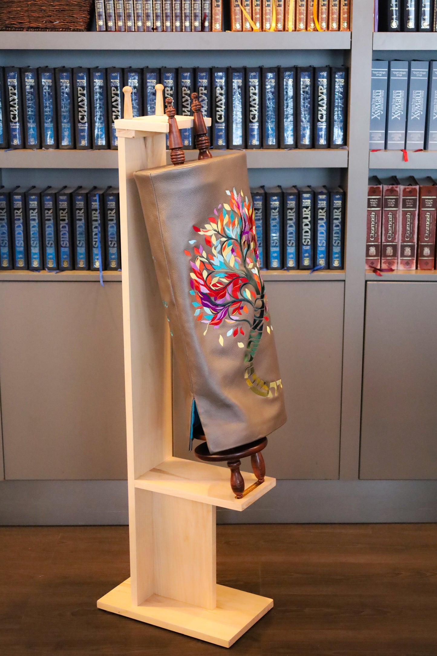 Sinai Collection — White Oak Torah Stand